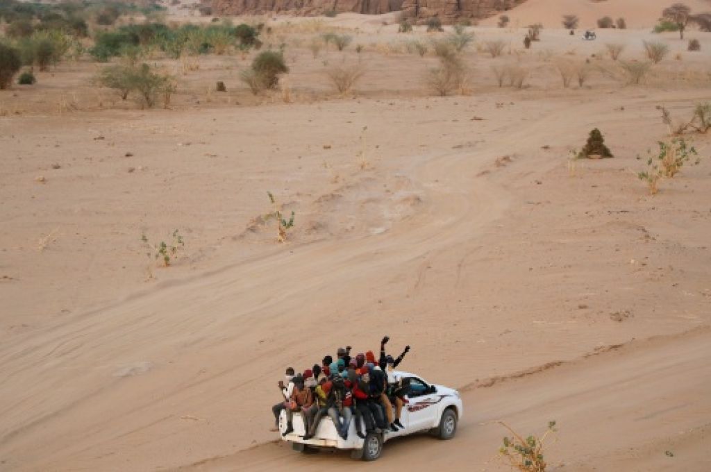 مصرف شمال أفريقيا بغات يخصص 1500 دينار كسقف سحب للمواطنين