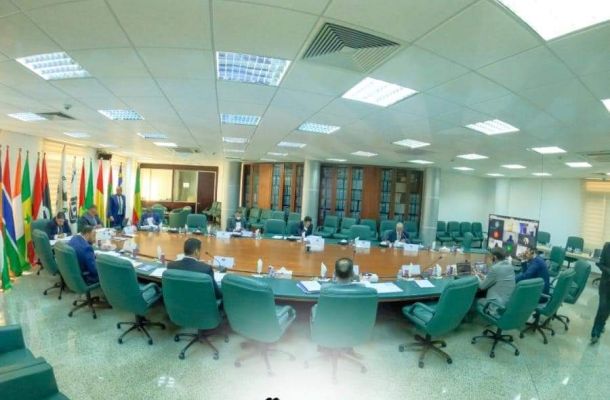 اجتماع لمناقشة آلية توحيد الجهود بين الجهات ذات العلاقة بالمشروعات الصغرى والمتوسطة والمتناهية الصغر