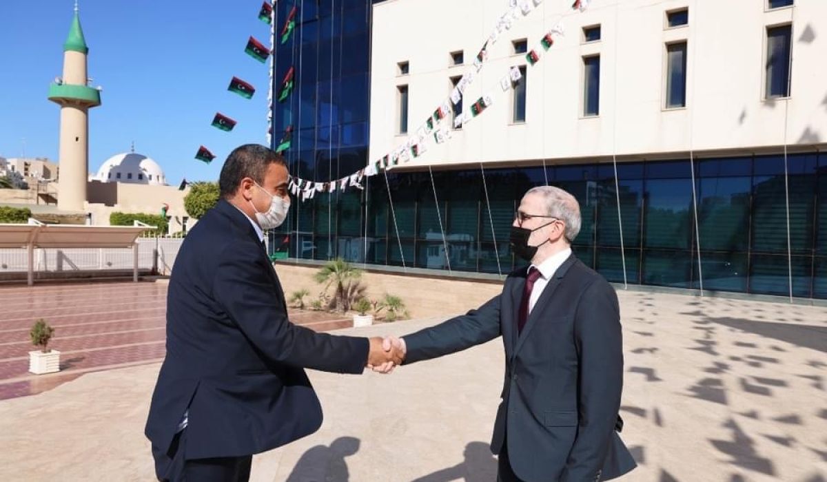 صنع الله يلتقي وزير المواصلات بحكومة الوحدة الوطنية