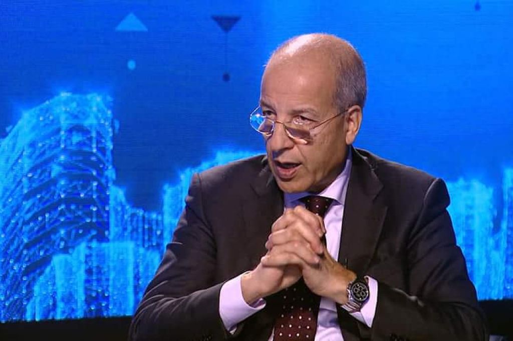 الخليج العربي تبحث تنفيذ برامج الميزانية الاستثنائية بالشركة