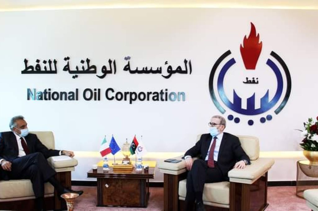 "مراجع غيث": نتساءل عن رفض عدة جهات اتفاق فتح النفط فهو خالٍ من السلطة ... وانهيار المصارف بالشرق سيجر البنوك الأخرى