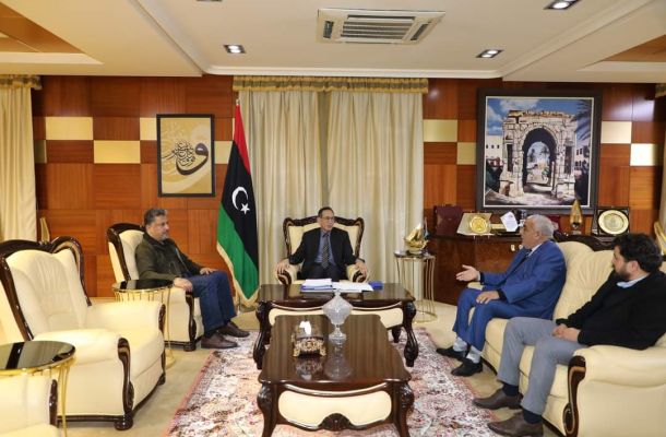 جون أفريك : مذكرة توقيف صادرة عن المحاكم الأوروبية بحق رئيس مجلس إدارة المؤسسة الليبية للاستثمار