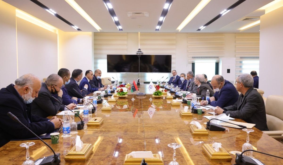 "التعاون المشترك" محور اجتماع صنع الله مع وزير المواصلات بالوفاق