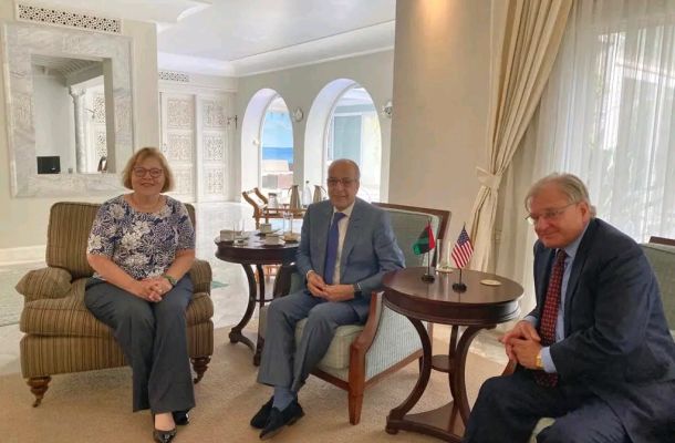 "القطراني" يبحث مع وفد من أجخرة أوضاع البلدية