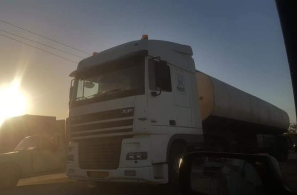 35 حافلة تابعة لشركة السهم للنقل العام في طريقها إلى ليبيا