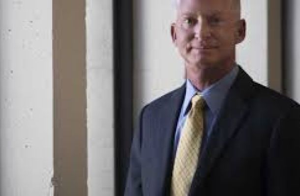 وزارة الداخلية تطالب أصحاب المحال والمصانع والشركات بضرورة تسجيل العمالة الوافدة لديهم