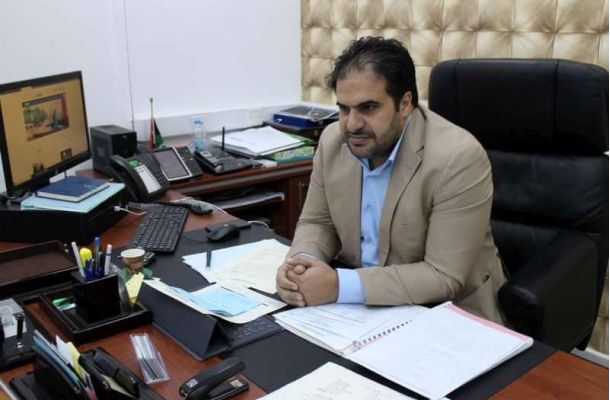 بلدية بنغازي تواصل تسليك وتنظيف شوارع المدينة من مياه الامطار