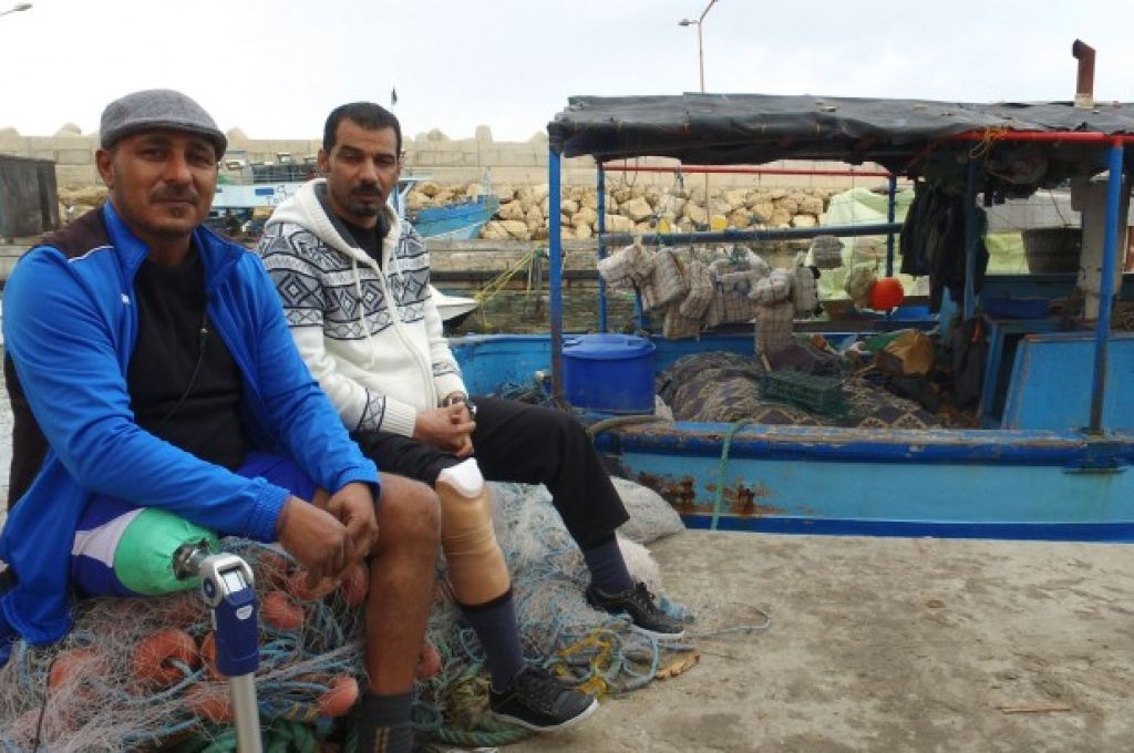 رئيس شركة سرت يعقد اجتماعا مع مدير أمن منفذ البريقة البحري