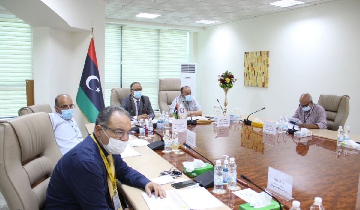 الوطنية للنفط تناقش سير عمليات الإنتاج مع الشركة النرويجية للأسمدة