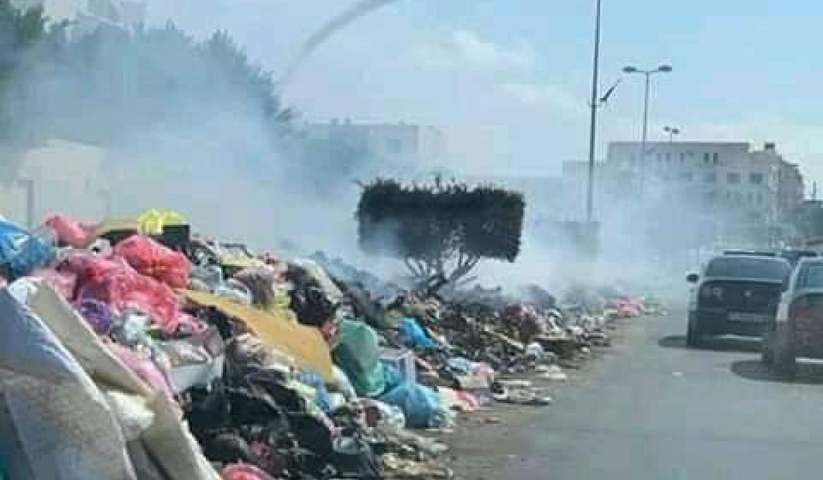 التليب يكتب: "دولة العجلة المربعة" وأزمة القمامة