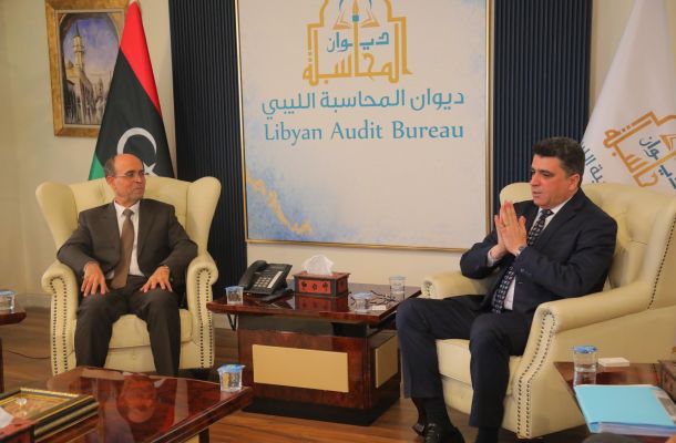 اجتماع لمناقشة كافة المراحل المنجزة ضمن المبادرة وتقارير غرفة متابعة تنفيذ المبادرة بوزارة الشباب