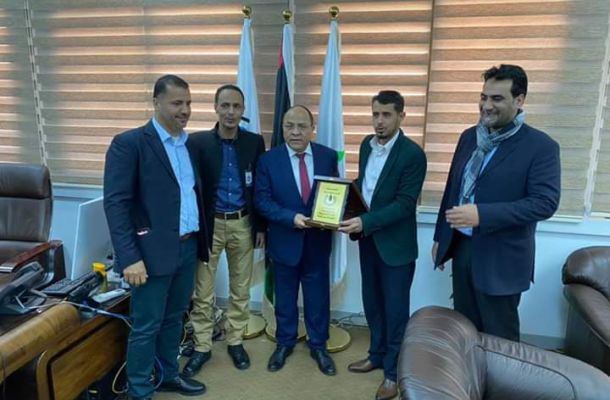 بعد تعرض ميناء طرابلس للقصف .. داخلية الوفاق تطمئن المواطنين بأن الوقود متوفر بكميات كافية