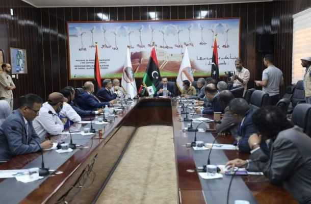خلال زيارته لدولة مصر.. فيصل قرقاب يعقد اجتماعاً للتعاون المشترك بين الدولتين لإنشاء مراكز بيانات بليبيا