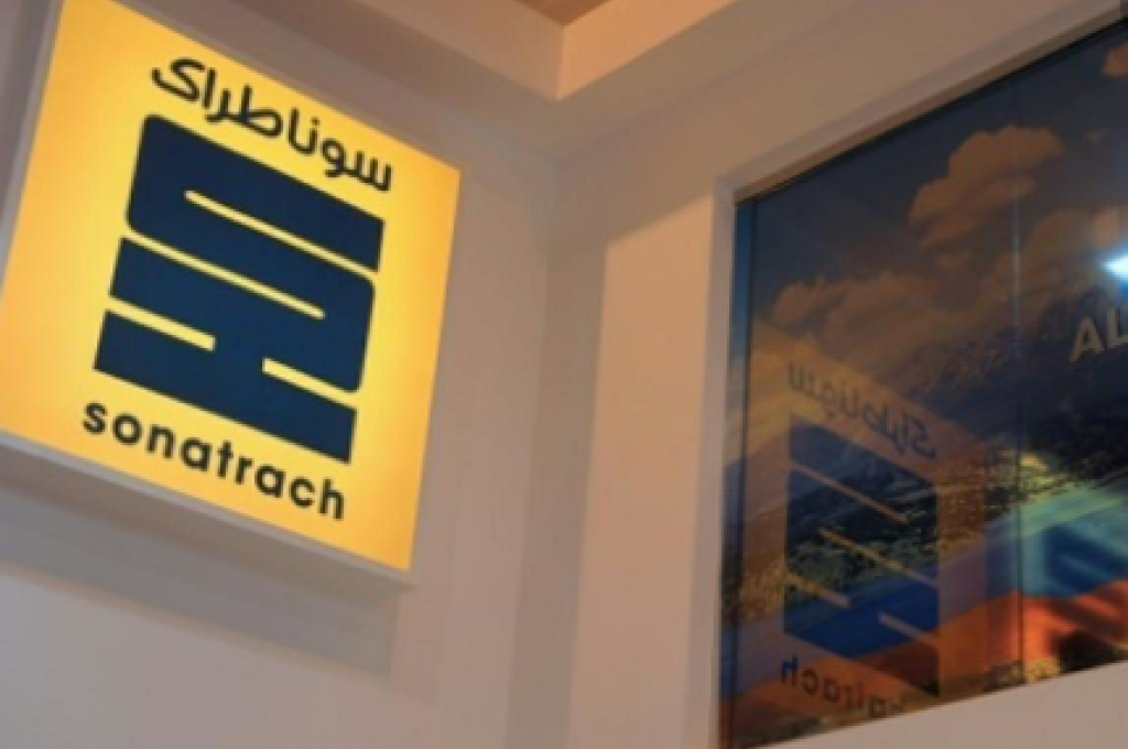 "أويل برايس": من سينتصر في الحرب على نفط ليبيا؟