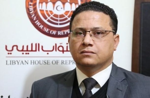 مدير مصرف الجمهورية بوادي عتبة: السيولة متوفرة بالمصارف العاملة بالجنوب وهناك مصارف أقفلت بسبب الحرب