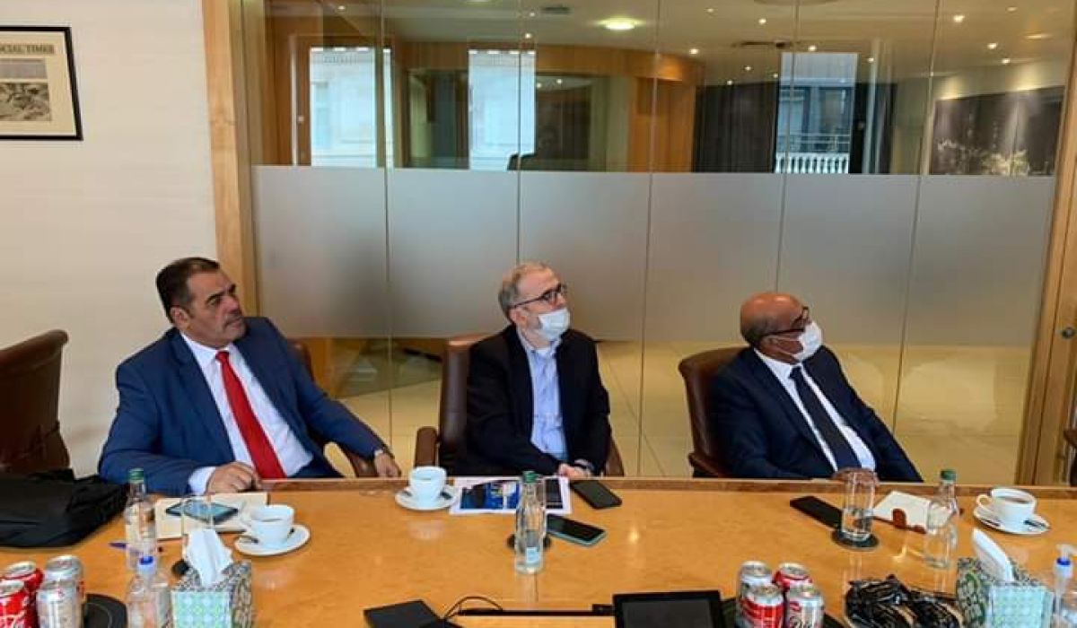 الوطنية للنفط وشركة الواحة للنفط تجتمعان مع شركة بتروفاك النفطية بلندن