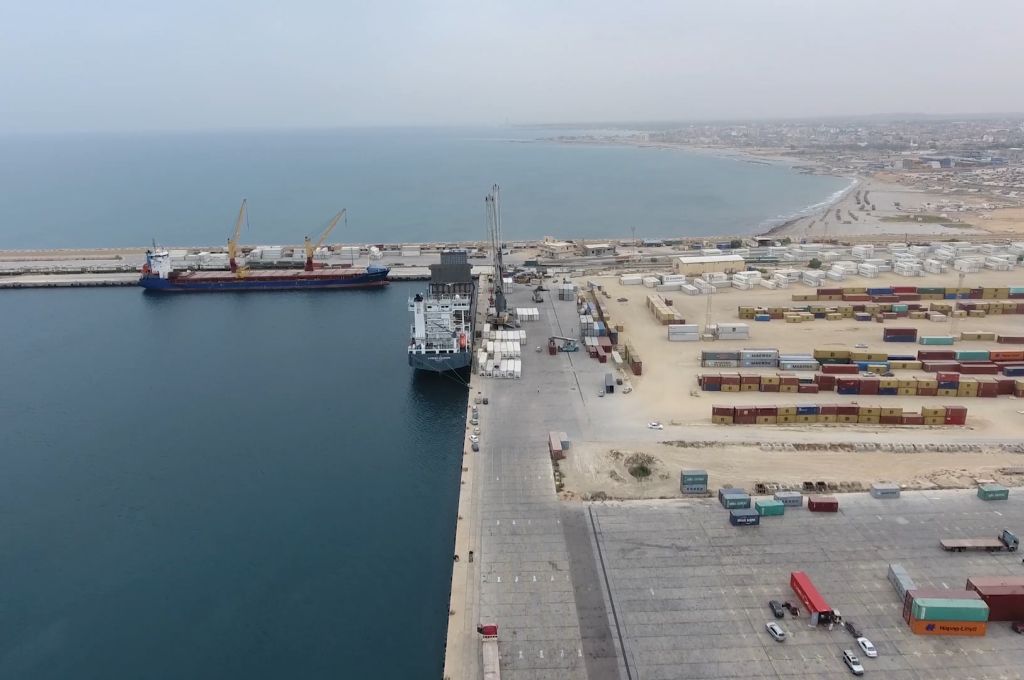 ميناء الخمس يكشف عن إحصائية شهر مارس لعدد الحاويات والبضائع