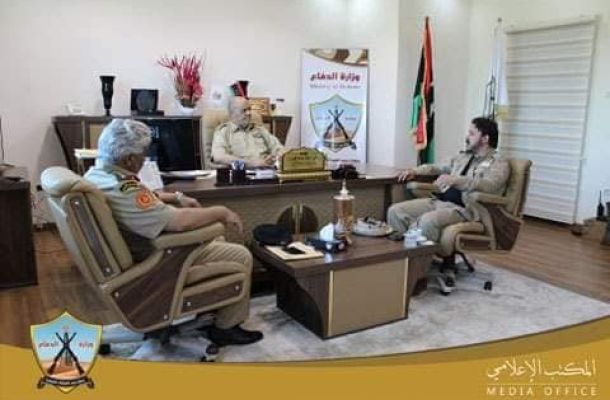 الكهرباء تبحث مسألة طرح الأحمال اليدوي على كافة المناطق