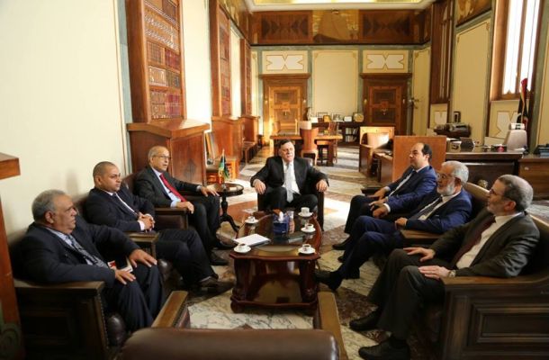 لجنة الوقود والغاز تصرح بتوفر البنزين بكميات وفيرة