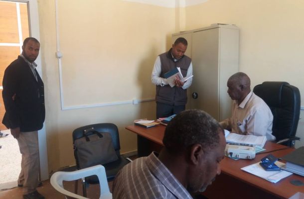 شركة شل تنقل أول شحنة من النفط الخام الليبي منذ خمس سنوات