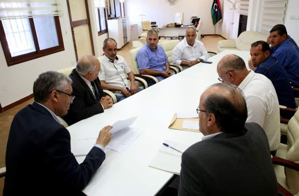 المرابط: فريق تابع للمؤسسة الوطنية للنفط يتفقد مواقع الإمداد المائي بالغريفة ضمن مساعي التنمية المستدامة