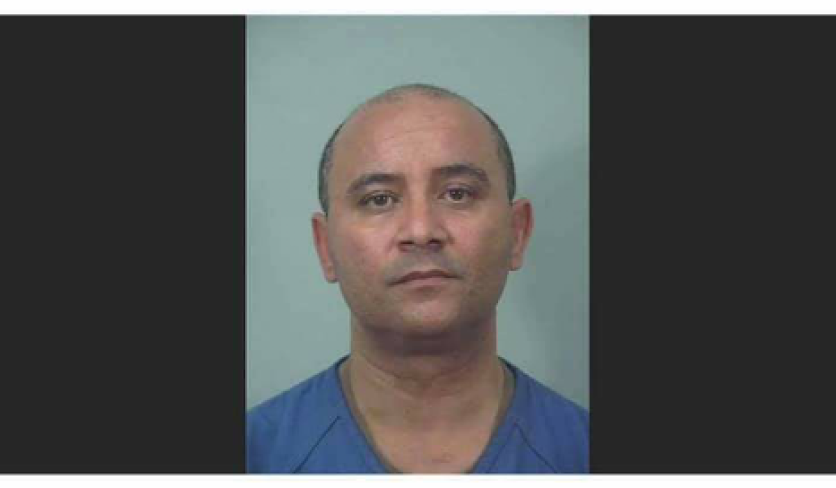 رجل أعمال مصري يستغل السفارة الليبية في واشنطن .. ستريت جورنال تكشف التفاصيل