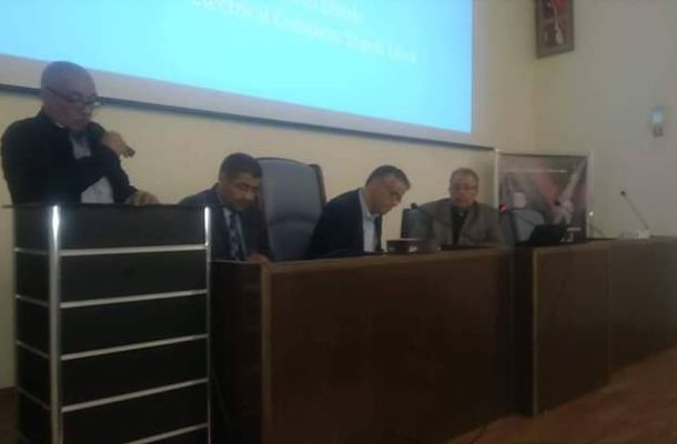 السراج يناقش أوضاع الشركة الليبية للاستثمارات الخارجية