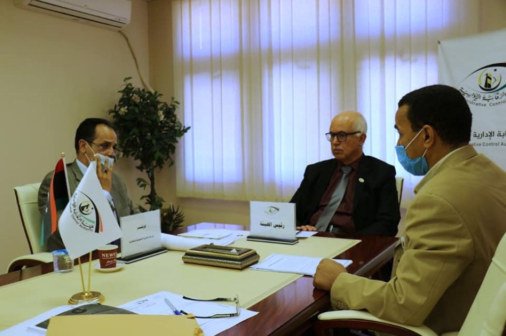 "السراج" يناقش عددًا من الملفات الخدمية الخاصة ببلدية زوارة