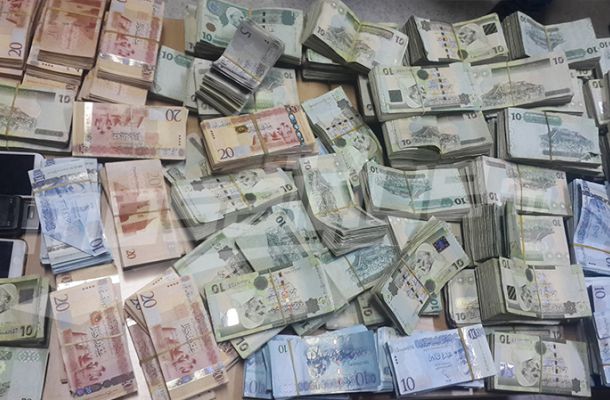 السراج يناقش أوضاع الشركة الليبية للاستثمارات الخارجية