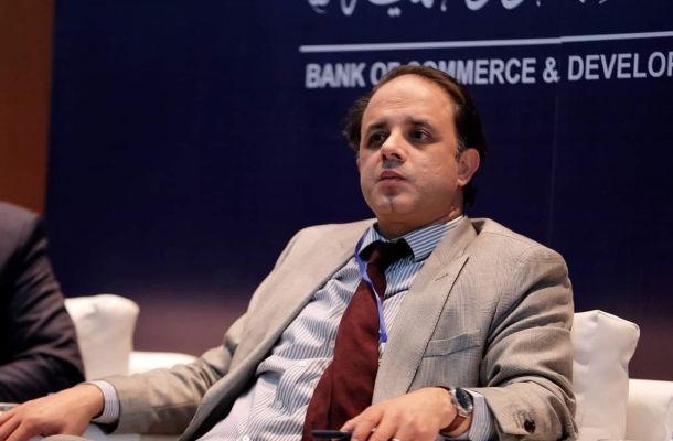الصحة تبحث مع شركة الجوف كيفية الاستفادة من مصنع غاز الأكسجين