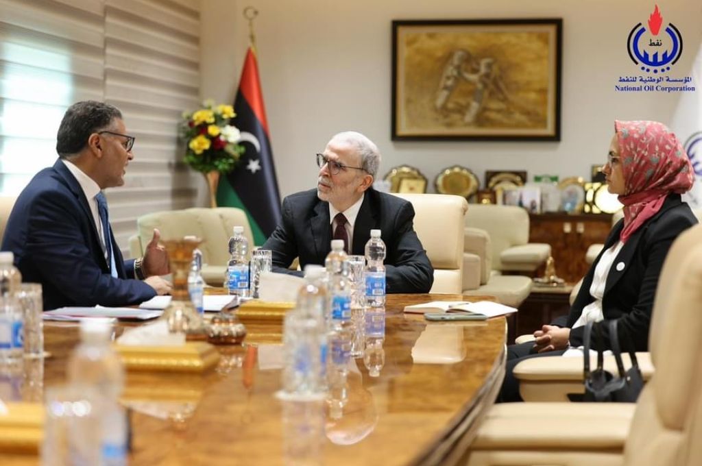 ديوان المحاسبة يعقد اجتماعًا مع شركة الخدمات العامة طرابلس