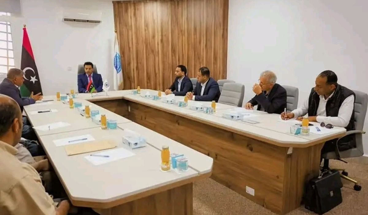 "دومة" يبحث حلحلة الصعوبات التي يوجهها جهازين استثمار النهر الصناعي بنغازي والوسطى