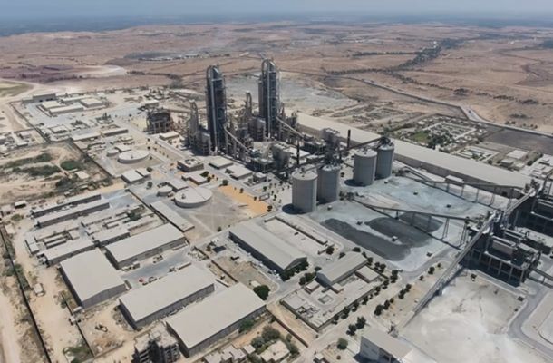 مصدر: غالبية المصارف اتجهت لتسليم أموال الزبائن عبر البطاقات الإلكترونية