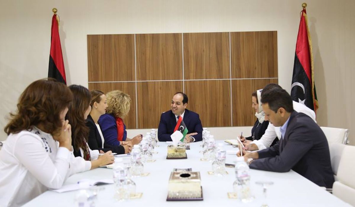 معيتيق يناقش مع ممثلي الأمم المتحدة الأوضاع الإنسانية في سرت ودرنة