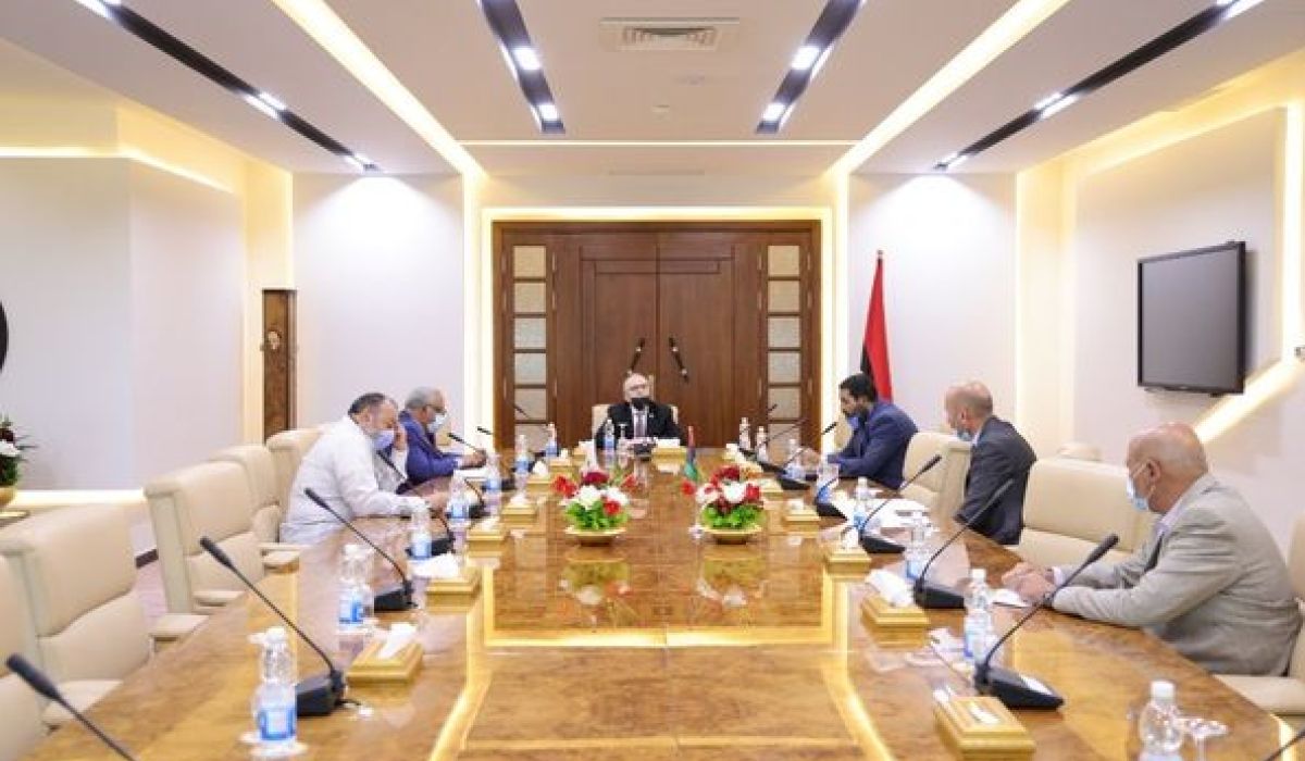 المؤسسة الوطنية للنفط تأذن بإنشاء مصنعين لخلط الزيوت ببنغازي والزاوية