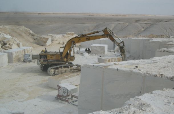 البنك الدولي: التحديات في ليبيا تشمل الإعتماد الكبير على النفط إنخفاض الإنتاجية وتدهور جودة الصحة والتعليم.. إليكم التفاصيل