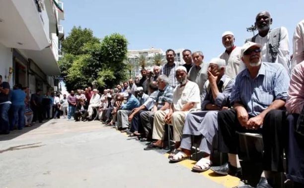 المركزي: سعر الصرف سيستقر تحت 7 دينار مدعوماً بتحسن الإيرادات النفطية لقرب وصولها إلى 2.6 مليار دولار مع ضخ 2.6 مليار للاعتمادات والأغراض