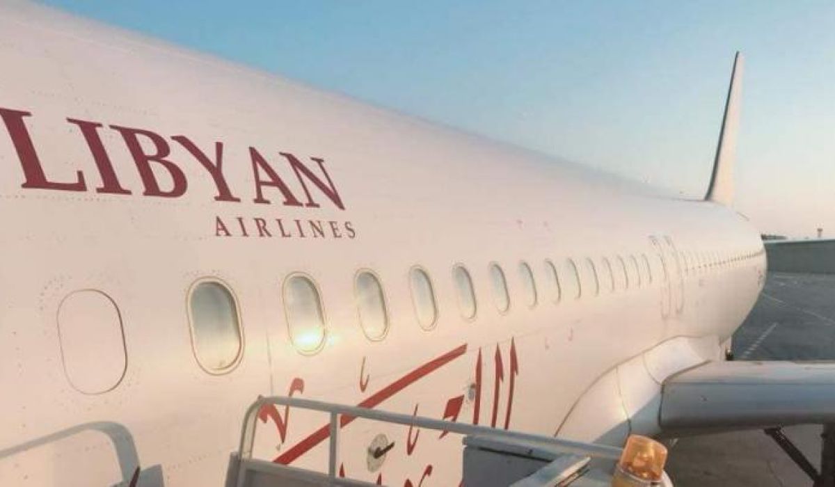إصابة تجبر طائرة الخطوط الليبية على العودة بعد إقلاعها من مطار معيتيقة