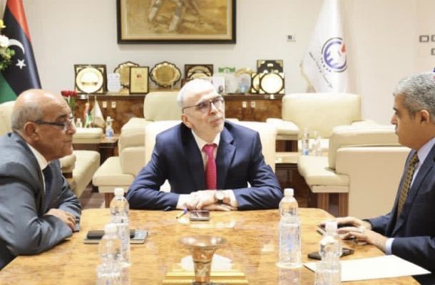 "الغاوي" يبحث مع عميد بلدية تجرهي آلية إستئناف المشاريع المتوقفة