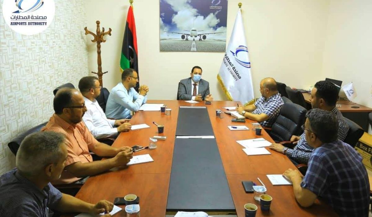 مصلحة المطارات تبحث توفير التغطية المالية لإعادة إعمار محطة ركاب مطار مصراتة