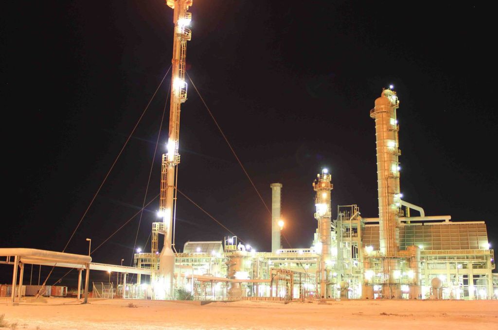 "البيدجا" ينفي تورطه في عمليات تهريب الوقود والبشر