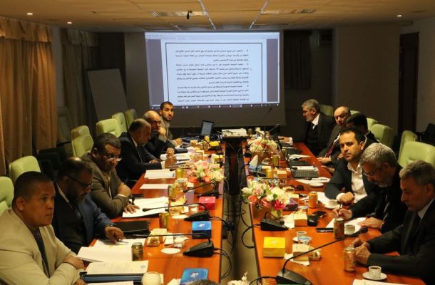 الدولار يسجل انخفاضا ملحوظاً بالسوق الموازي