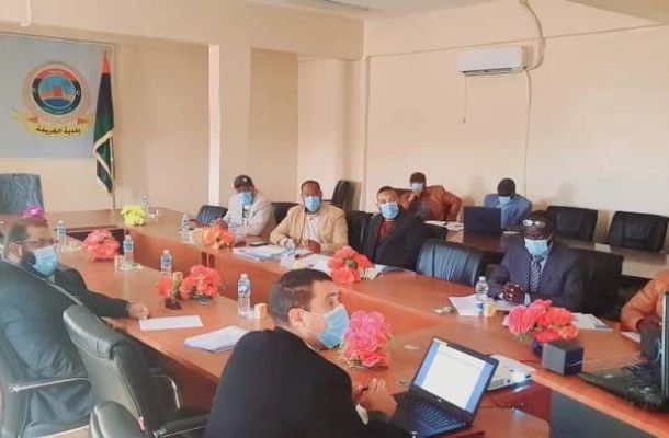 من بينها الإفراجات.. مالية الوفاق تُسلم ملف "الوظيفة العامة" لوزارة العمل