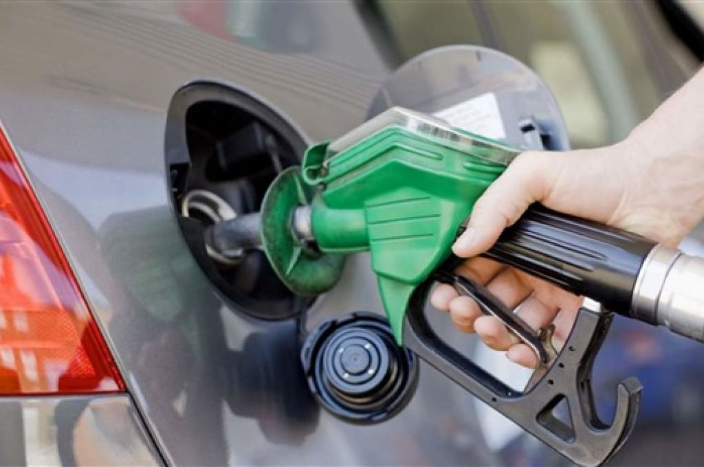 "أويل برايس": من سينتصر في الحرب على نفط ليبيا؟