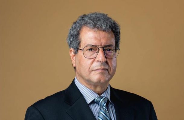 عميد بلدية جنزور يستلم صك بقيمة التعويضات للأضرار الناجمة عن أحداث المدينة