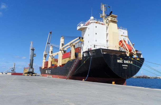 صندوق موازنة أسعار يزود مخابز بلدية اجدابيا بمادة الدقيق