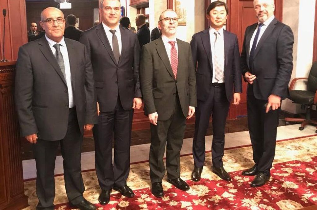 وزير المالية المفوض أسامة حماد يرحب بقرار الرئاسي بتسمية مفوض جديد للوزارة