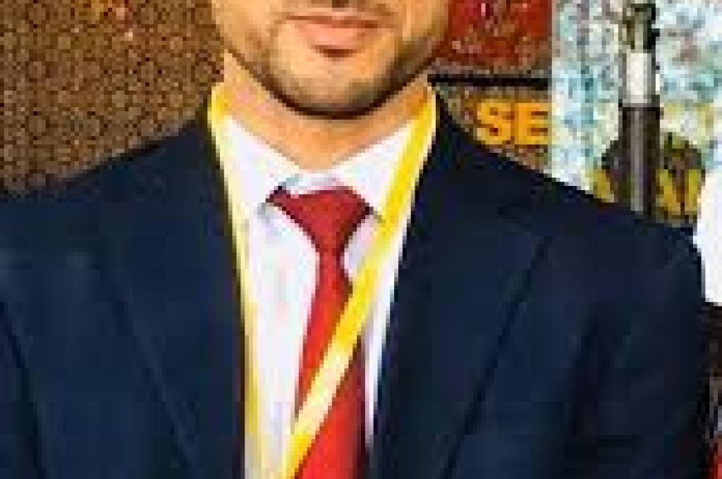 مركزي بنغازي يُوقف صرف وقبول الإيداعات بالعملة الورقية في المصارف التجارية