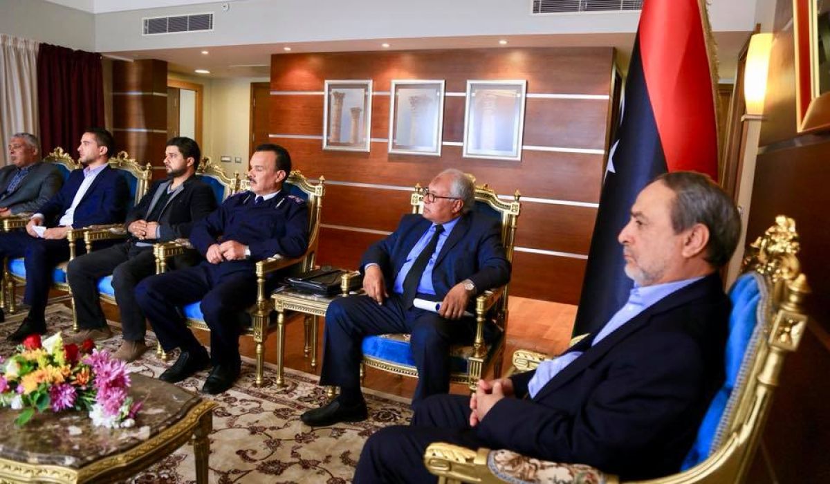 السويحلي يتعهد بالعمل على تعويض الأضرار التي لحقت بمنطقة الجفارة