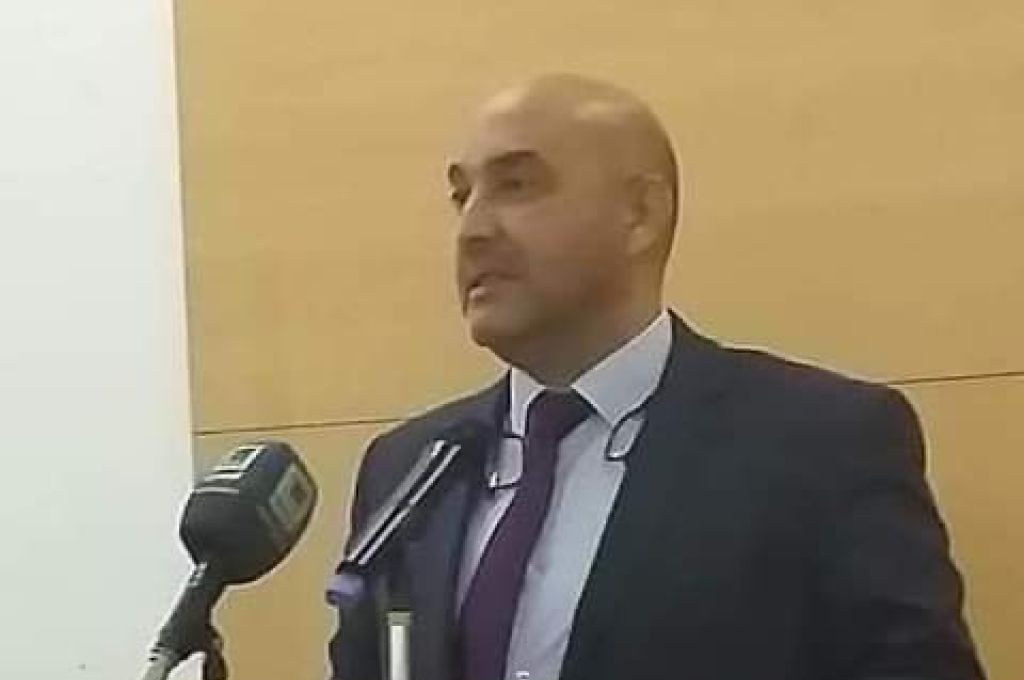 قرب الإفراج على وكيل وزارة التعليم عادل جمعة